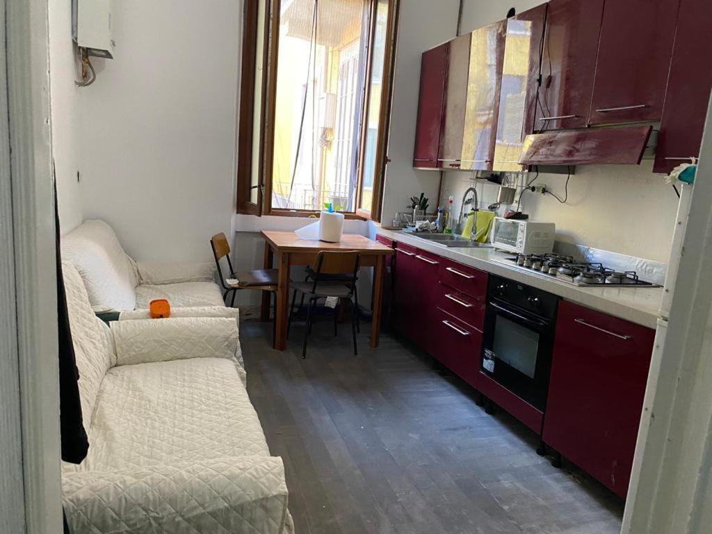 Private Room In A Quiet Apartment In The City Center Μιλάνο Εξωτερικό φωτογραφία