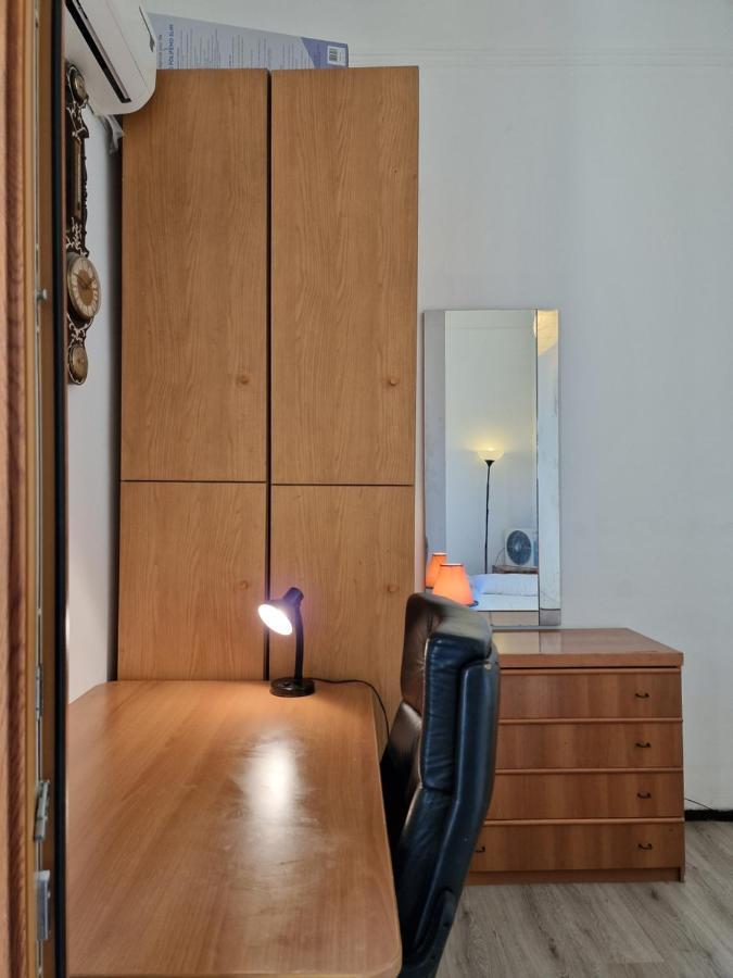 Private Room In A Quiet Apartment In The City Center Μιλάνο Εξωτερικό φωτογραφία